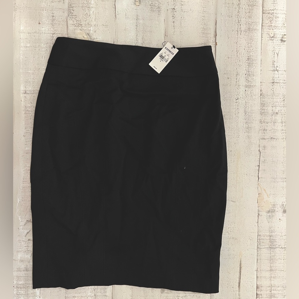 EXPRESS black pencil skirt ~ size 4 ~ NWT